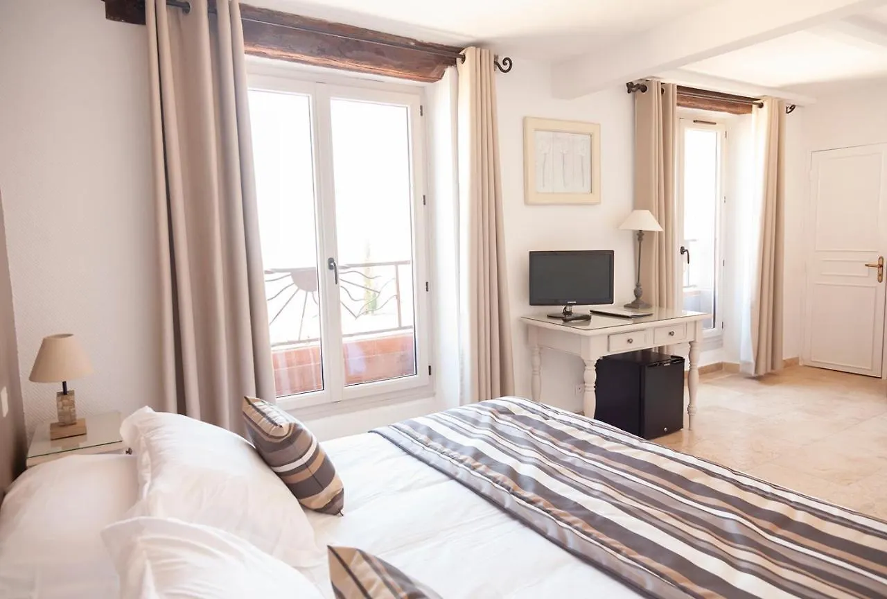 Auberge Du Vieux Chateau Cabris Otel
